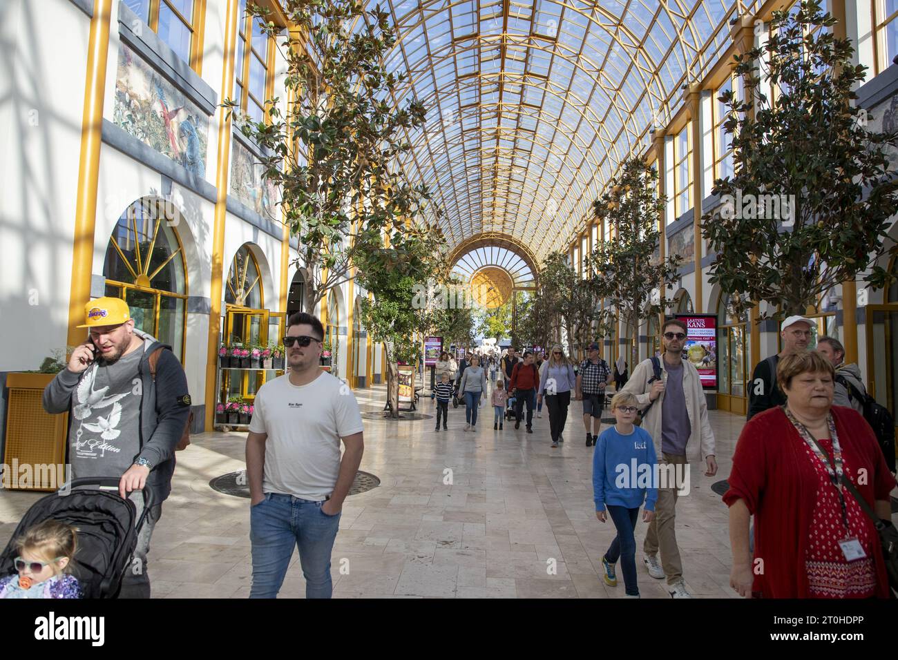 Brugelette, Belgio. 7 ottobre 2023. L'illustrazione mostra il nuovo ingresso del Pairi Daiza Animal parc a Brugelette sabato 07 ottobre 2023. BELGA PHOTO NICOLAS MAETERLINCK Credit: Belga News Agency/Alamy Live News Foto Stock