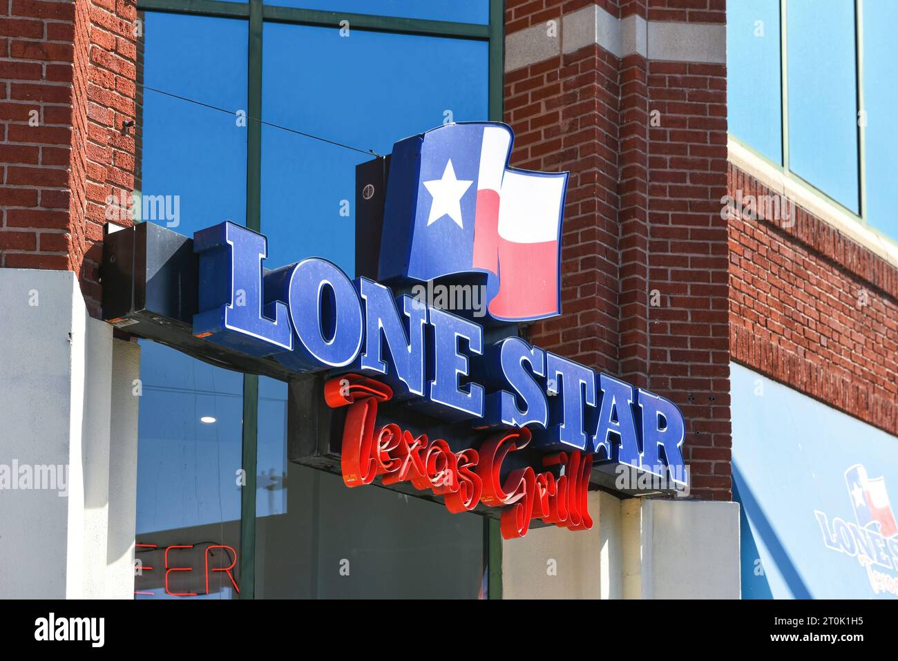 Ottawa, Canada - 17 marzo 2021: Lone Star è una catena di ristoranti Tex-Mex fondata a Ottawa da due Ottawa Rough Riders della Canadian Football Lea Foto Stock