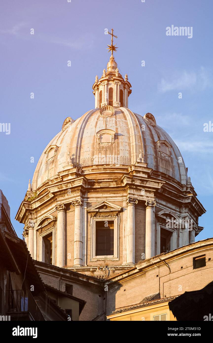 Cupola di Sant'Andrea della Valle al tramonto, Roma Foto Stock