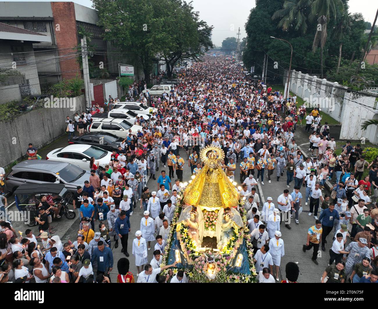 Quezon City, Filippine. 8 settembre 2023. Migliaia di devoti cattolici parteciparono all'annuale processione la Naval de Manila a Quezon City, nelle Filippine. (Immagine di credito: © Sherbien Dacalanio/Alamy Live News) Foto Stock Quezon City, Filippine. 8 settembre 2023. Migliaia di devoti cattolici parteciparono all'annuale processione la Naval de Manila a Quezon City, nelle Filippine. (Immagine di credito: © Sherbien Dacalanio/Alamy Live News) Foto Stock