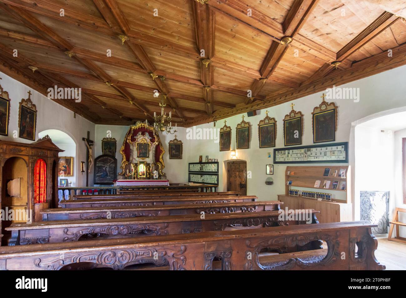 Mariastein: cappella Kreuzkapelle nel Castello di Mariastein e abbazia di Kitzbüheler Alpen - Ferienregion Hohe Salve, Tirolo, Tirolo, Austria Foto Stock