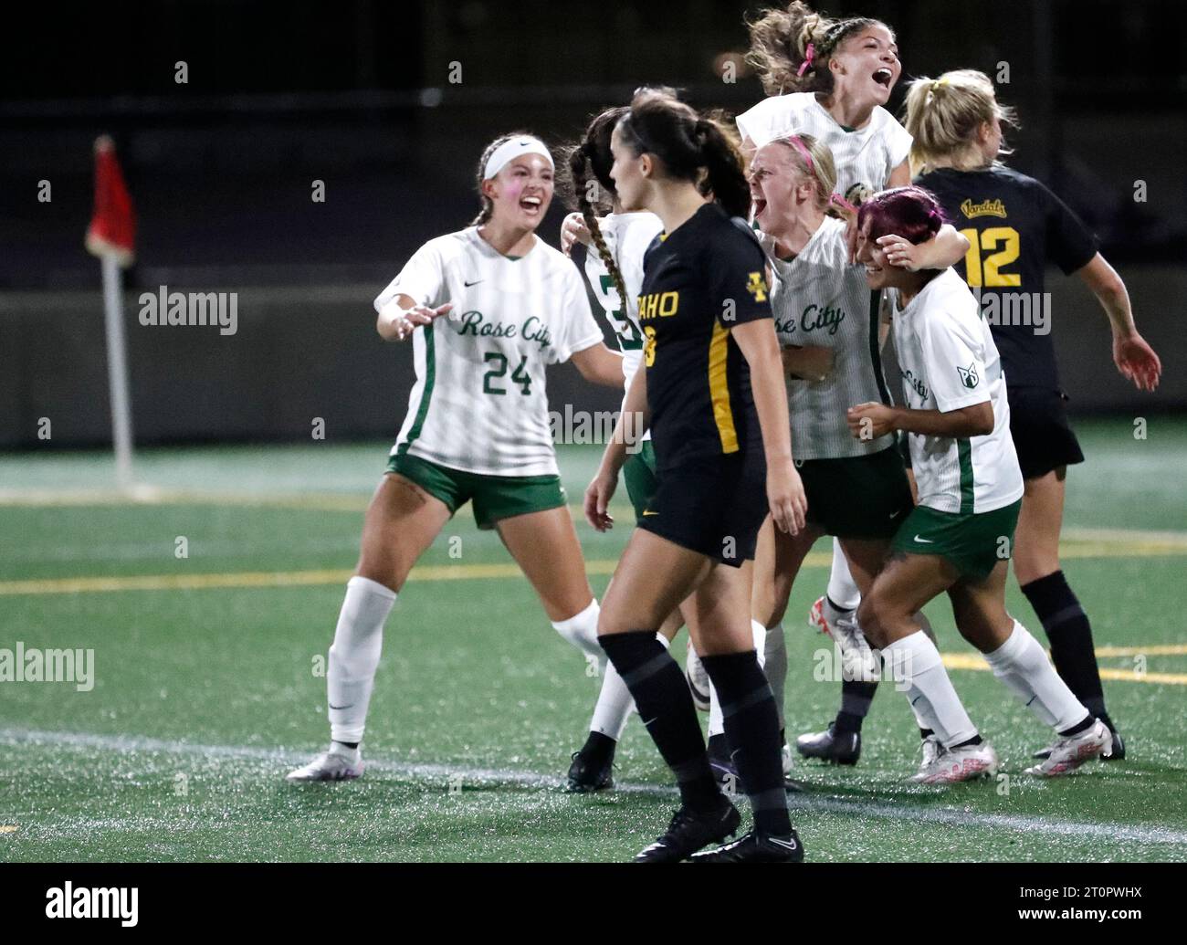 6 ottobre 2023: Audrey Williams (24), difensore dei Portland St., celebra il suo gol durante la partita di calcio femminile NCAA tra i Portland State Vikings e gli Idaho Vandals all'Hillsboro Stadium, Portland, OREGON. Larry C. Lawson/CSM Foto Stock