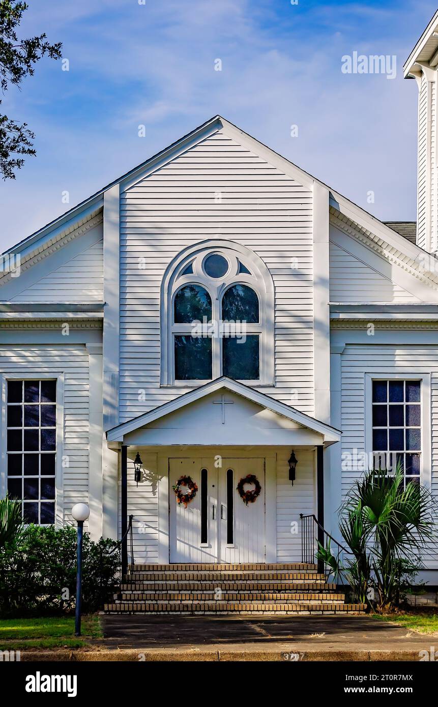 Moss Point Presbyterian Church è raffigurata il 7 ottobre 2023 a Moss Point, Mississippi. La chiesa è stata costruita in stile eclettico nel 1879. Foto Stock
