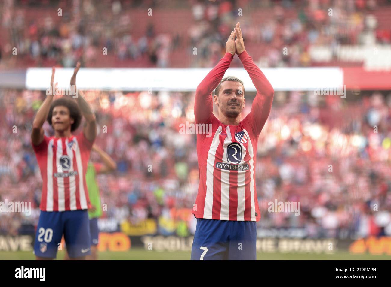 Madrid, spagnolo. 8 ottobre 2023. Madrid Spagna; 08.10.2023.- Anoine Griezmann Atletico de Madrid vs Real Sociedad, partita di calcio spagnola giorno 9 tenutasi allo stadio Cívitas Metropolitano culminando con un punteggio di 2-1 a favore dell'Atletico con gol segnati da Samuel Lino 22' e Antoine Griezmann 89' da un rigore. E per Real Sociedad, gol segnato da Mikel Oyarzabal 73' crediti: Juan Carlos Rojas/ Picture Alliance/dpa/Alamy Live News Foto Stock