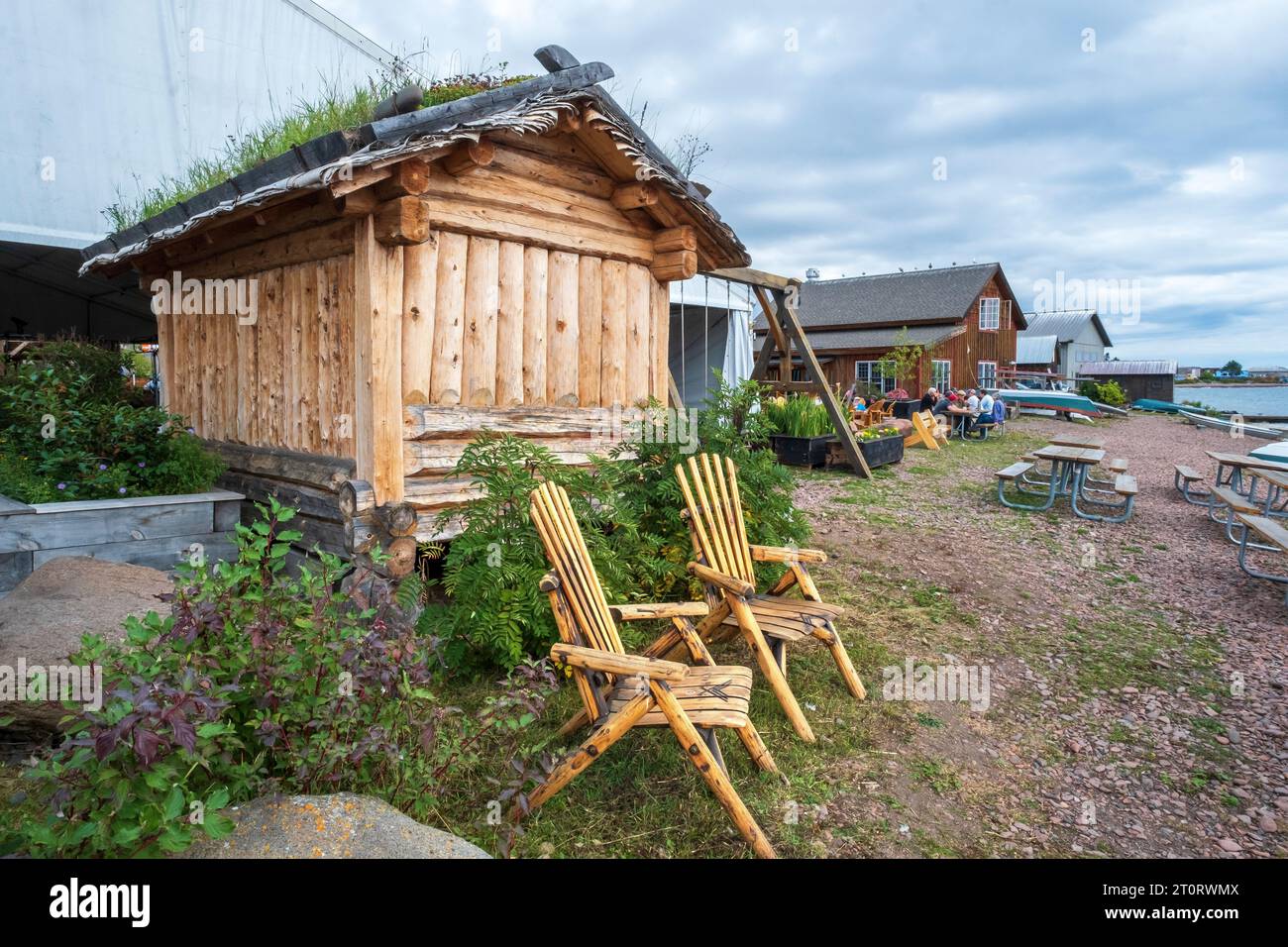 Fienile in stile scandinavo tradizionale presso la North House Folk School, Grand Marais, Minnesota, USA Foto Stock