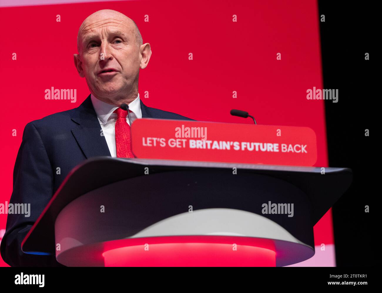 John Healey Shadow Segretario di Stato per la difesa discorso, il 2 ° giorno della Conferenza del lavoro 2023, (Shadow) alla Conferenza del lavoro 2023.Liverpool UK. Crediti: GaryRobertsphotography/Alamy Live News Foto Stock