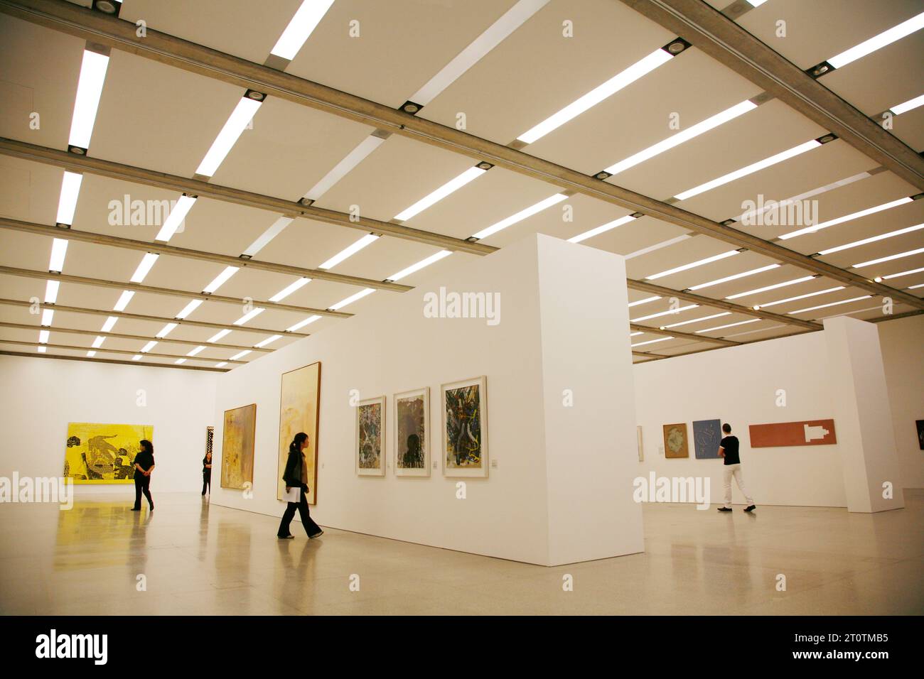 Visita al MUMOK, museo di arte moderna, Vienna, Austria. Foto Stock