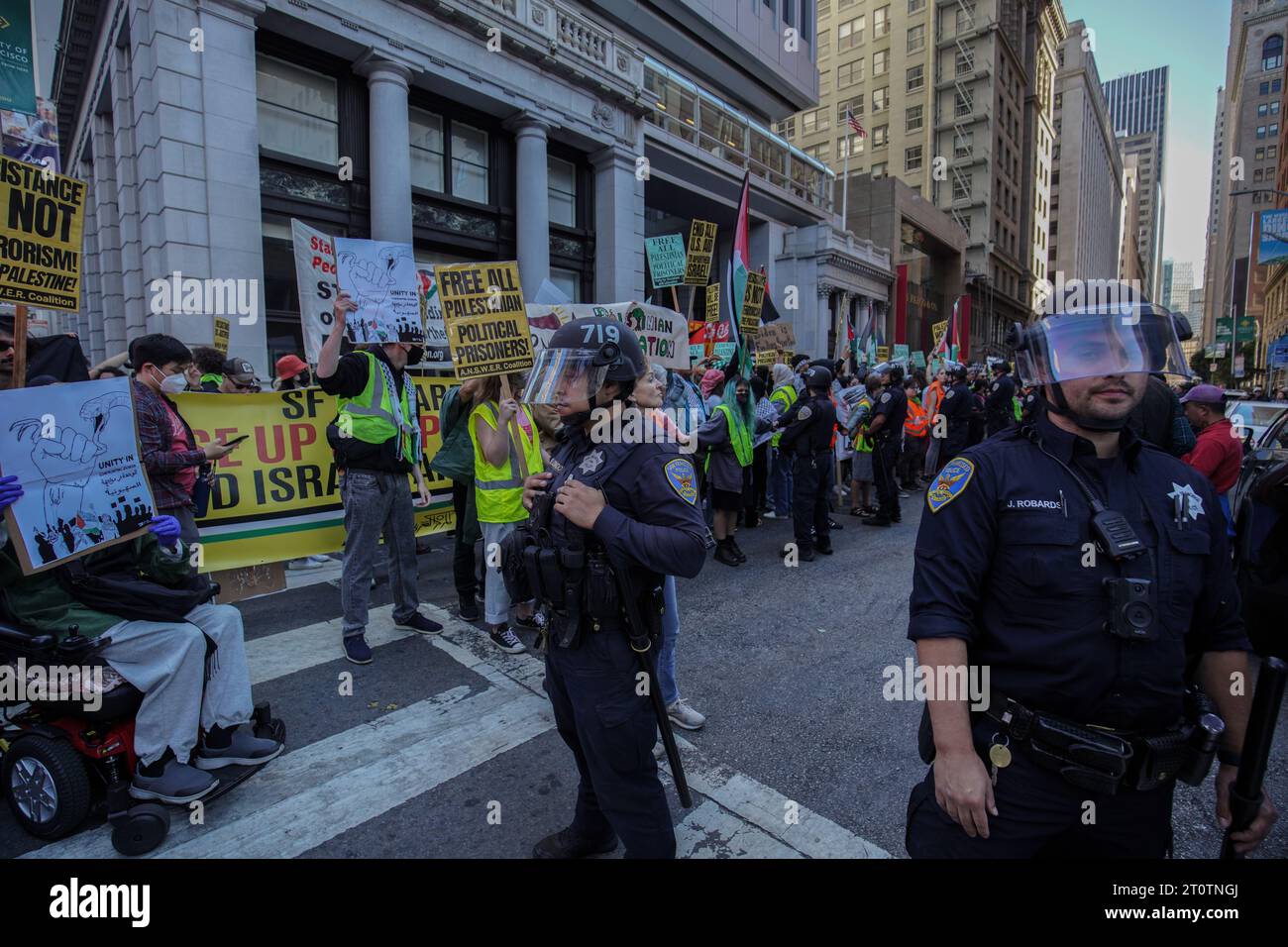 In Arrivo Le Nuove Divise Della Polizia Locale Di Reggio Emilia - Foto 4