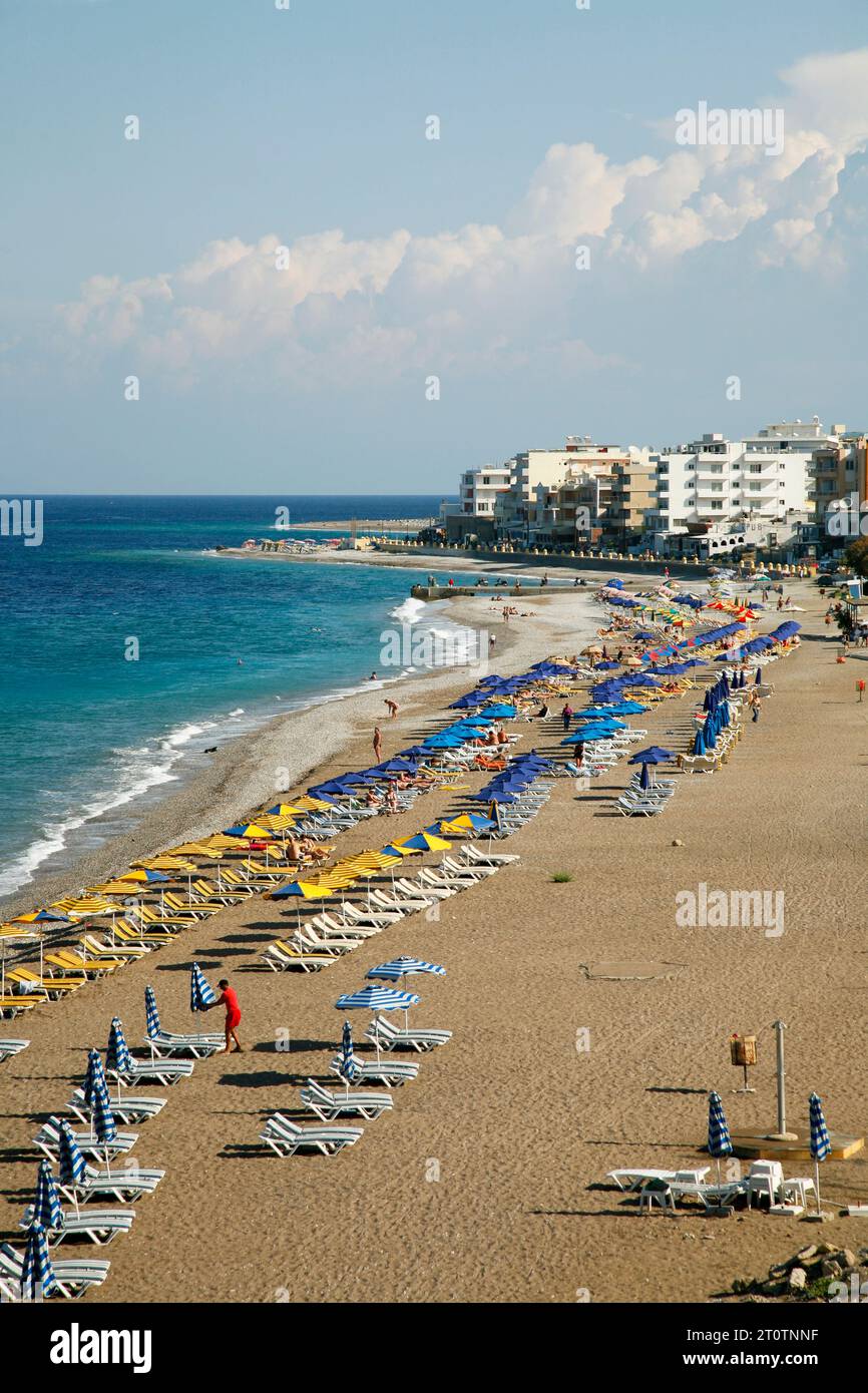 Elli Beach, la spiaggia principale della città di Rodi, Rodi, Grecia Foto Stock