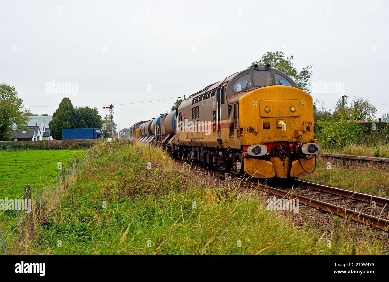 Class 37419 Locomotive on Rail Head Treatment Train, Hessay, North Yorkshire, Inghilterra 8 ottobre 2023 Foto Stock