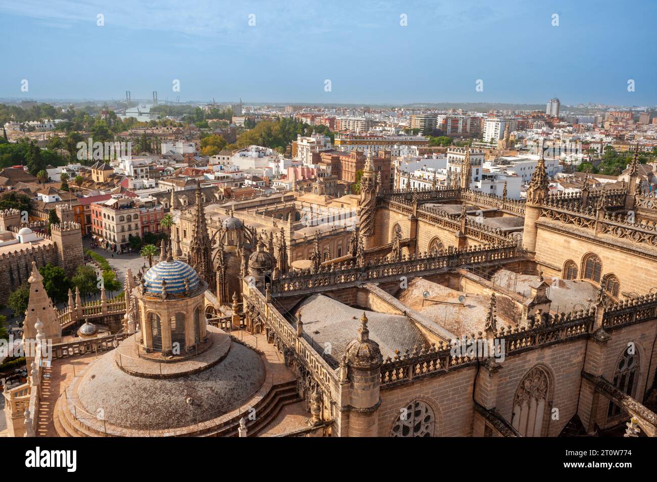 Siviglia, Spagna, Panoramica, paesaggio urbano, Vista grandangolare dall'alto, (dalla Cattedrale) architettura del centro città Scenic, vista generale Foto Stock