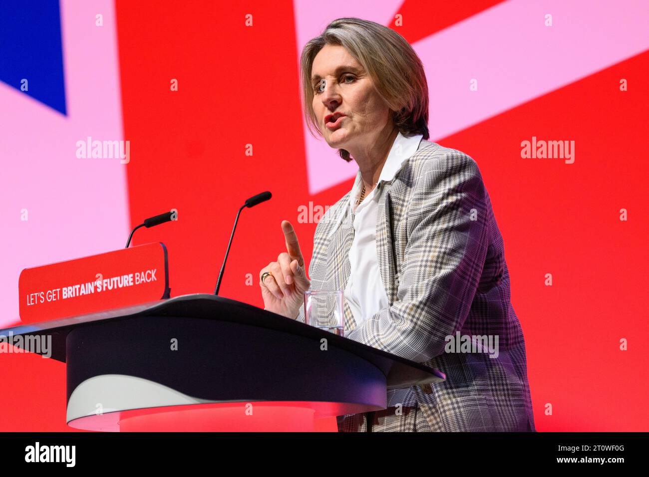 Londra, Regno Unito. 9 ottobre 2023. Mary Portas parla durante la Conferenza del Partito Laburista a Liverpool. Il credito fotografico dovrebbe essere: Matt Crossick/Empics/Alamy Live News Foto Stock