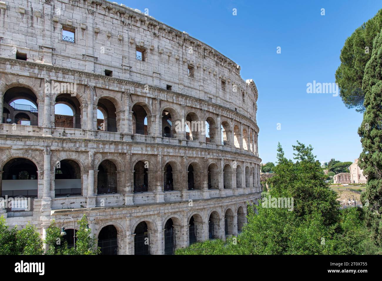 Primo piano di una parte del Colosseo a Roma, Italia, un anfiteatro ellittico nel centro a est del foro Romano Foto Stock