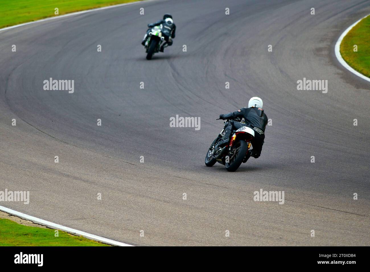 Motociclette d'epoca sono in pista al Barber Motorsports in Alabama. Foto Stock