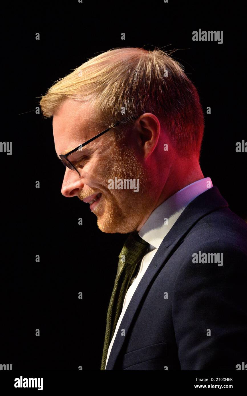 Londra, Regno Unito. 9 ottobre 2023. Michael Shanks MP parla durante la Conferenza del Partito Laburista a Liverpool. Il credito fotografico dovrebbe essere: Matt Crossick/Empics/Alamy Live News Foto Stock