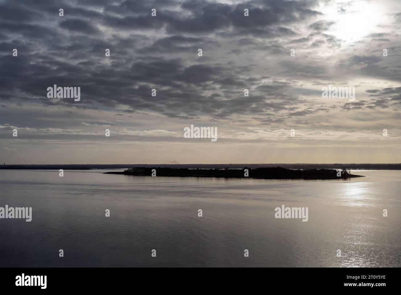 Vista dell'Ile verte nell'estuario della Gironde, Nouvelle-Aquitaine, Francia Foto Stock