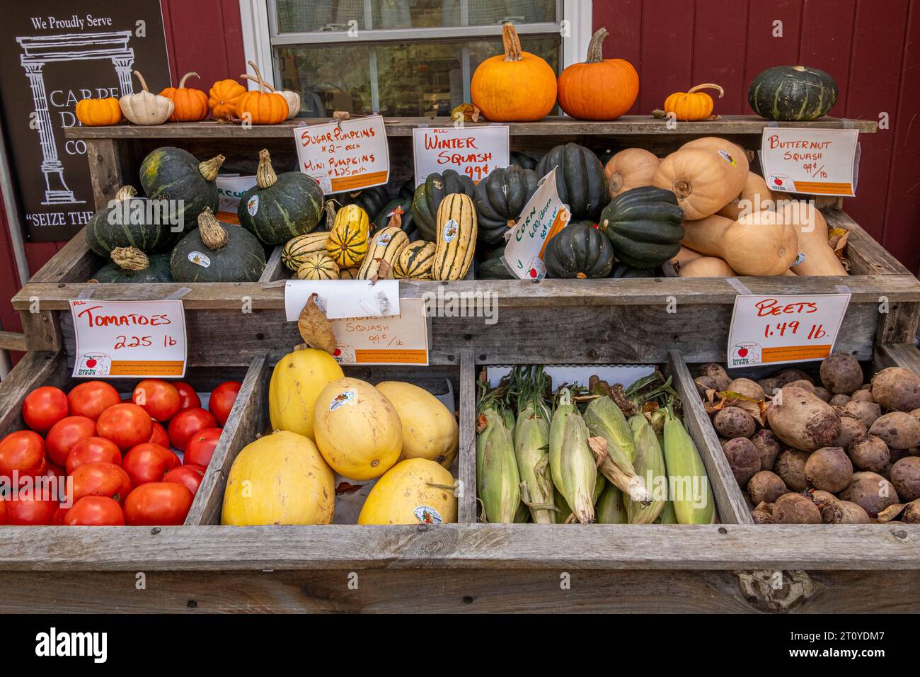Chiosco stradale che vende verdure in Massachusetts Foto Stock
