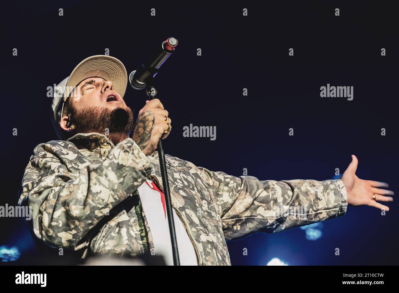 Fotografías del concierto de Maka en el marco de las Fiestas del Pilar 2023 de Saragozza, en el recinto Espacio Zity. Foto Stock
