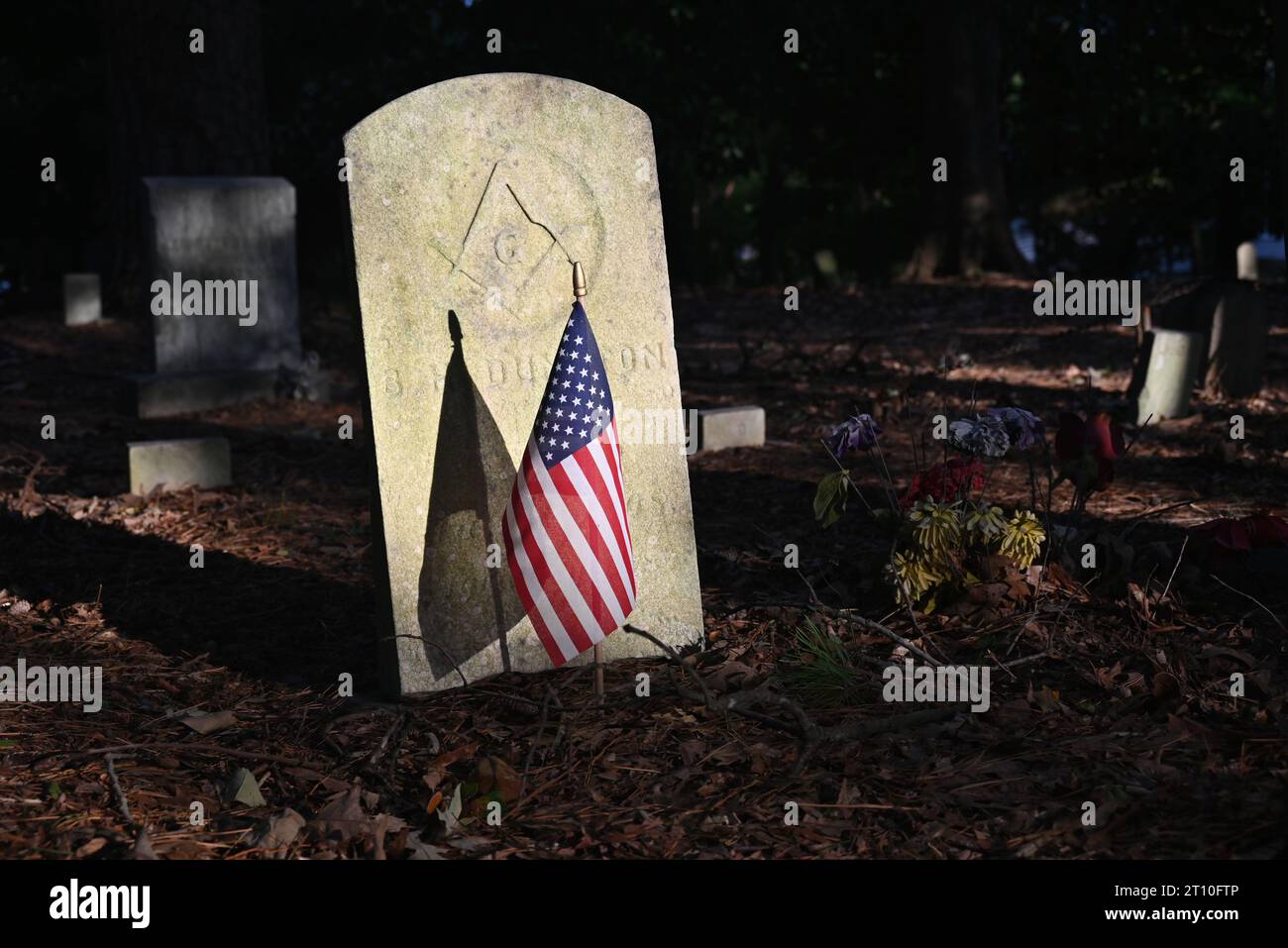 Lapide maledetta nel Cimitero afro-americano Oberlin a Raleigh, Carolina del Nord. Foto Stock