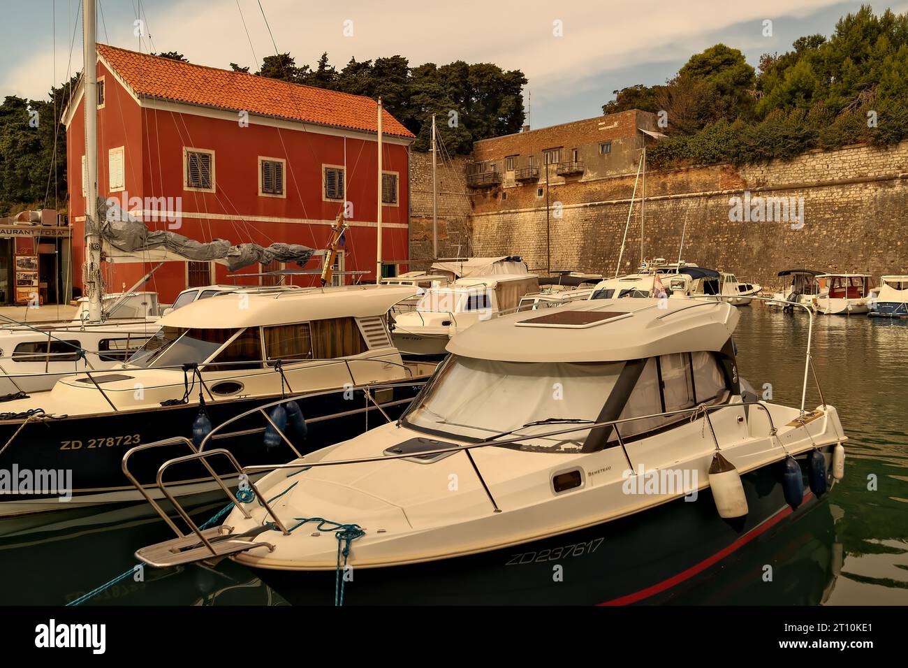 Vista sul porticciolo di Cadice, Andalusia, Spagna Foto Stock