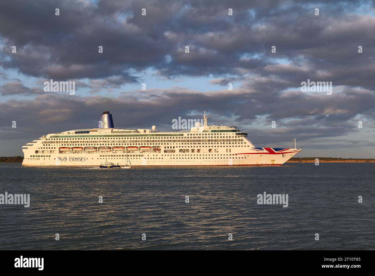 P&o Cruises, nave da crociera MV Aurora con partenza da Southampton Regno Unito, destinazione: Malaga, Spagna. Foto Stock