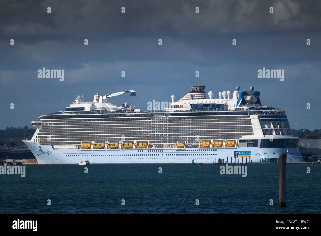 La Royal Caribbean International Cruise Ship, INNO DEI MARI ormeggiati a Southampton, Regno Unito Foto Stock