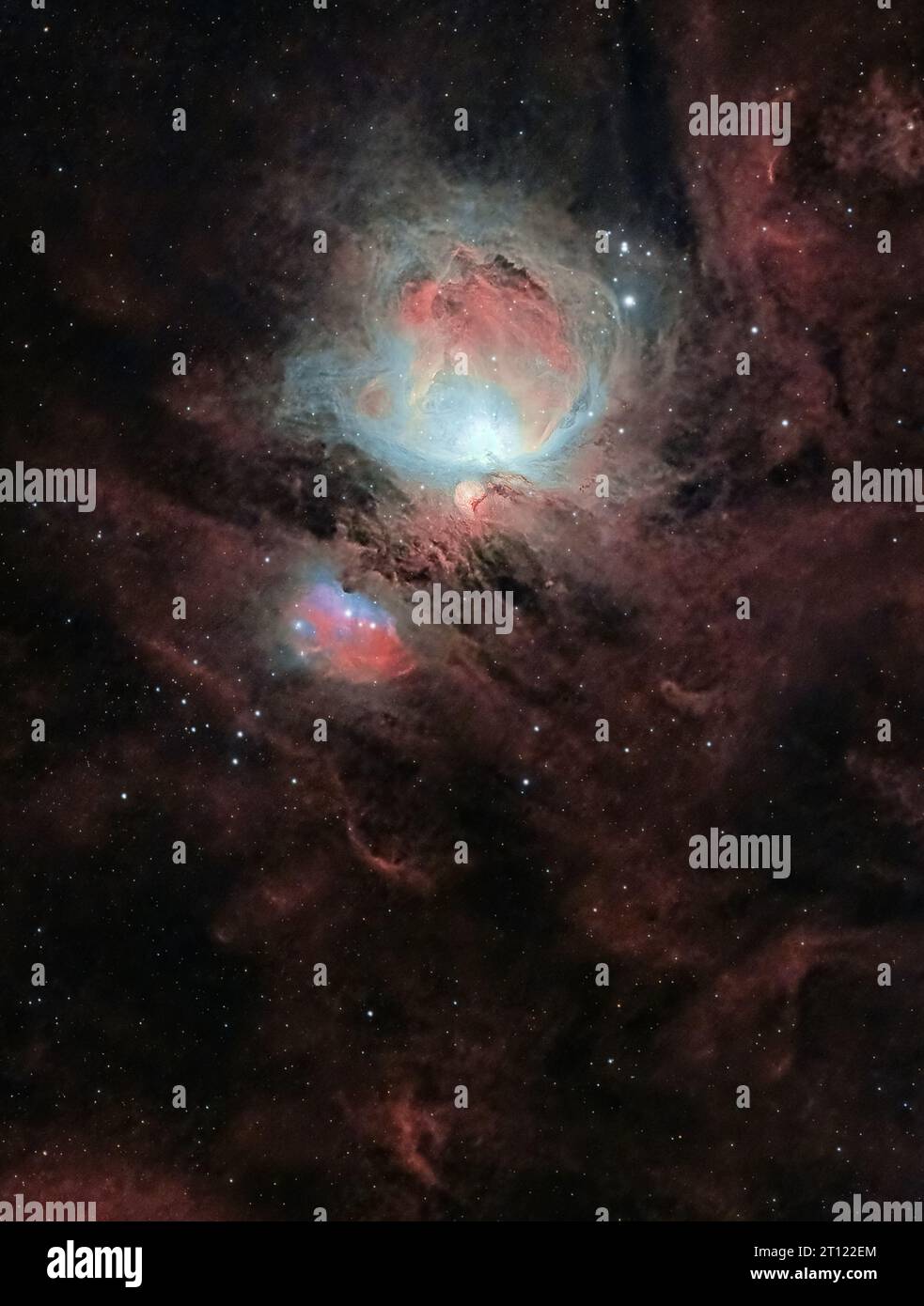 Guarda la Forgia Stellar: La Nebulosa di Orione! 🌌⭐ osserva il luogo di nascita delle stelle, dove le nuvole cosmiche girano e si accendono nuovi soli. Foto Stock