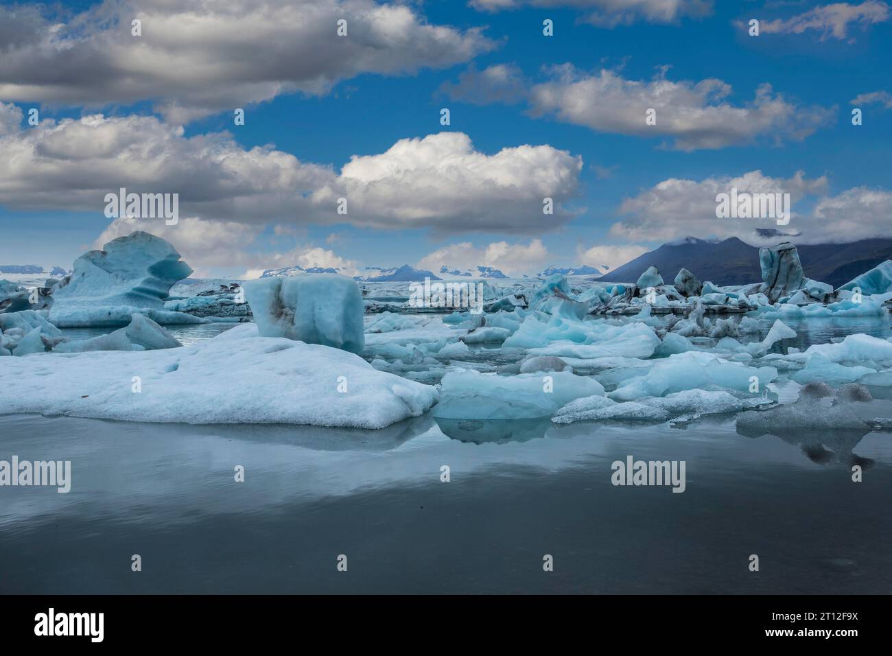 Dettaglio del lago ghiacciato Jokursarlon tra ghiaccio gigante, islanda Foto Stock