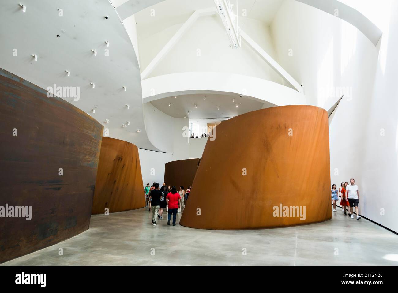 Guggenheim Museum, architetto Frank Gehry, vista interna, artista Richard Serra, Bilbao, paesi Baschi, Spagna Foto Stock