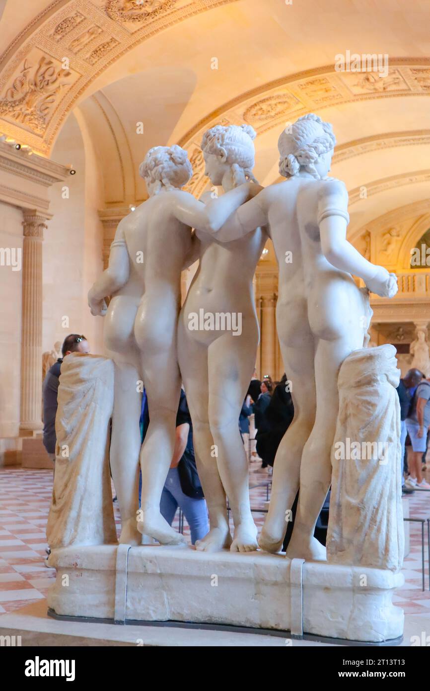 Le tre Grazie di Antonio Canova. Museo del Louvre, Parigi, Francia. Galleria di sculture del Louvre. Foto Stock
