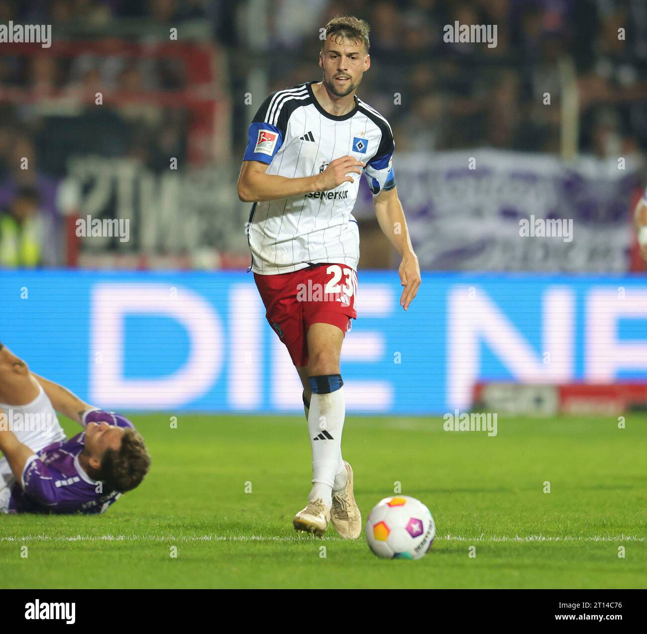 Firo: 09/22/2023 calcio: Calcio: 2° Bundesliga VFL Osnabruck - HSV Hamburg HSV Hamburg Hamburg Hamburg 2:1 Jonas Meffert, azione individuale, HSV Hamburg Foto Stock