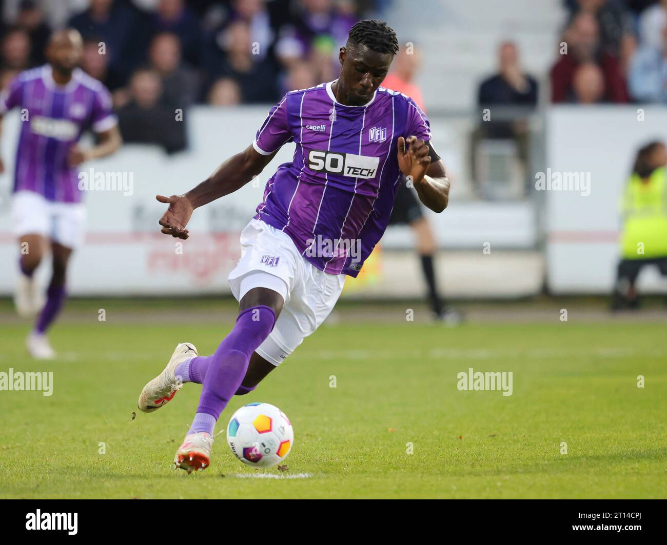 Firo: 09/22/2023 calcio: Calcio: 2° Bundesliga VFL Osnabruck - HSV Hamburg HSV Hamburg Hamburg Hamburg 2:1 azione individuale, VFL, Maxwell Gyamfi Foto Stock
