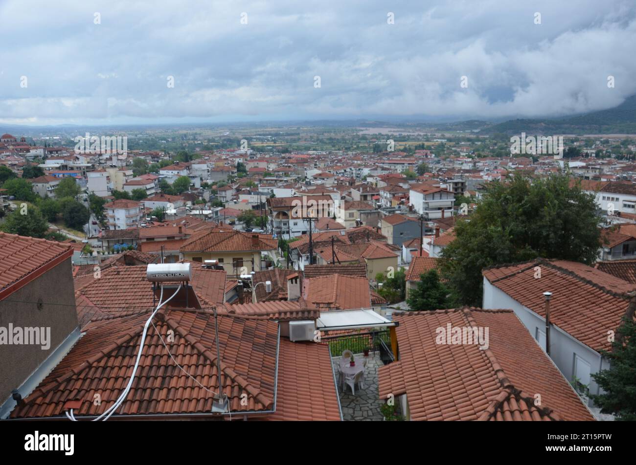 Vista dalla Santa Chiesa della Dormizione della Vergine Maria, Kalambaka Foto Stock