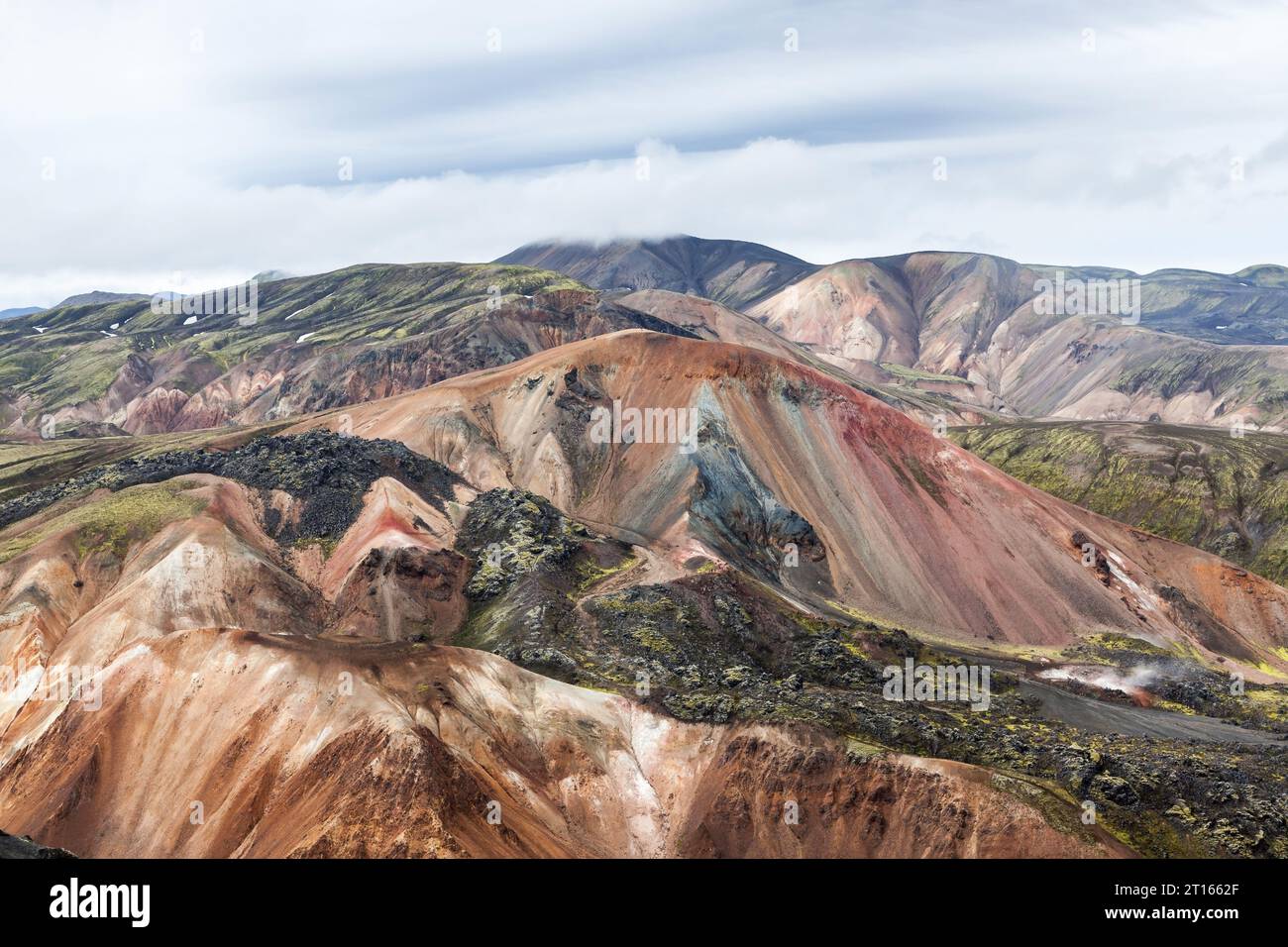 Montagne colorate del parco nazionale landmannalaugar in islanda. Incredibile paesaggio islandese. Foto Stock