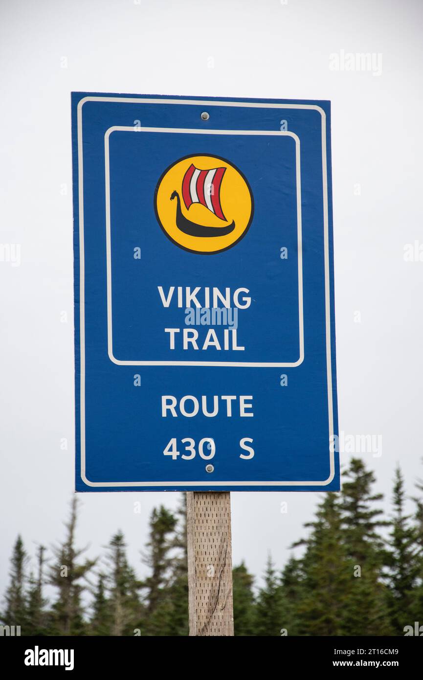 Indicazioni stradali per l'autostrada Viking Trail in St Anthony, Newfoundland & Labrador, Canada Foto Stock