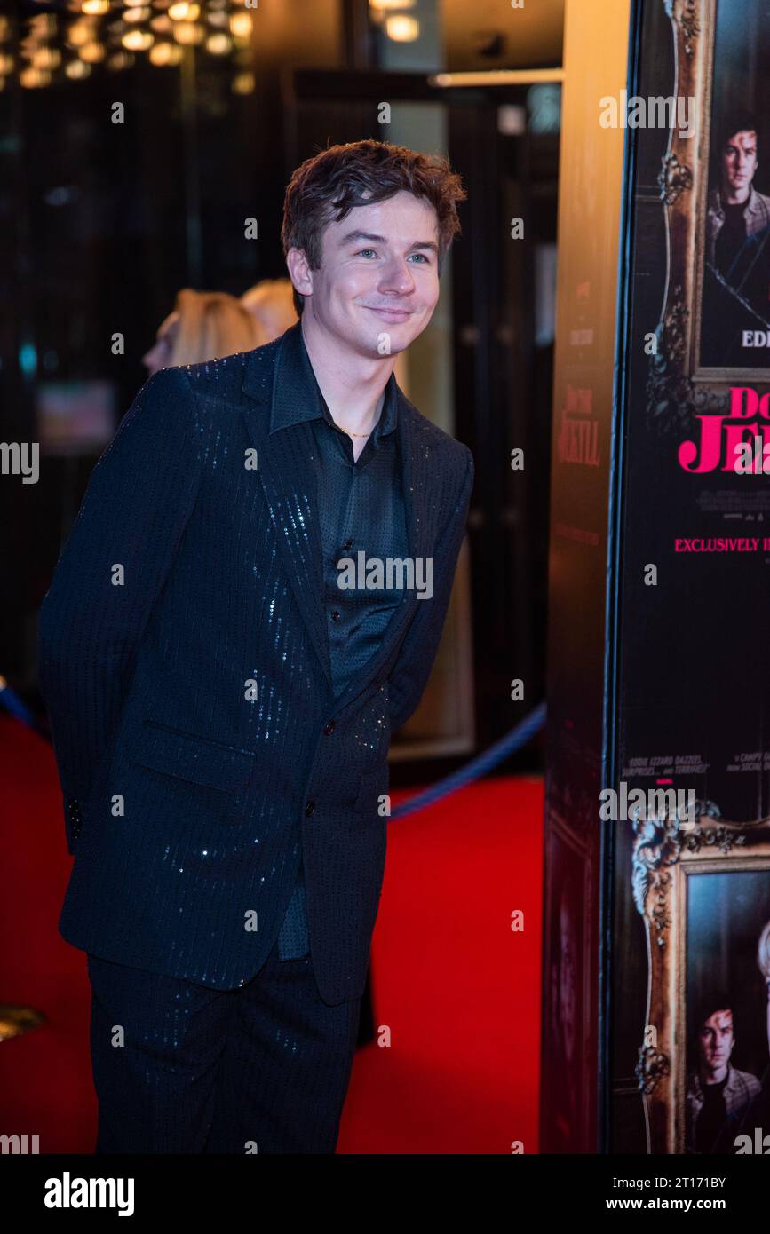 Londra, Regno Unito. 11 ottobre 2023. Scott Chambers partecipa alla Doctor Jekyll World Premiere all'Odeon Luxe Leicester Square. (Foto di Loredana Sangiuliano/SOPA Images/Sipa USA) credito: SIPA USA/Alamy Live News Foto Stock