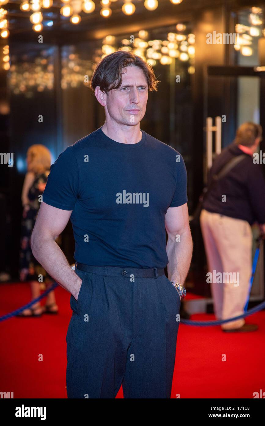 Londra, Regno Unito. 11 ottobre 2023. Morgan Watkins partecipa alla Doctor Jekyll World Premiere all'Odeon Luxe Leicester Square. (Foto di Loredana Sangiuliano/SOPA Images/Sipa USA) credito: SIPA USA/Alamy Live News Foto Stock