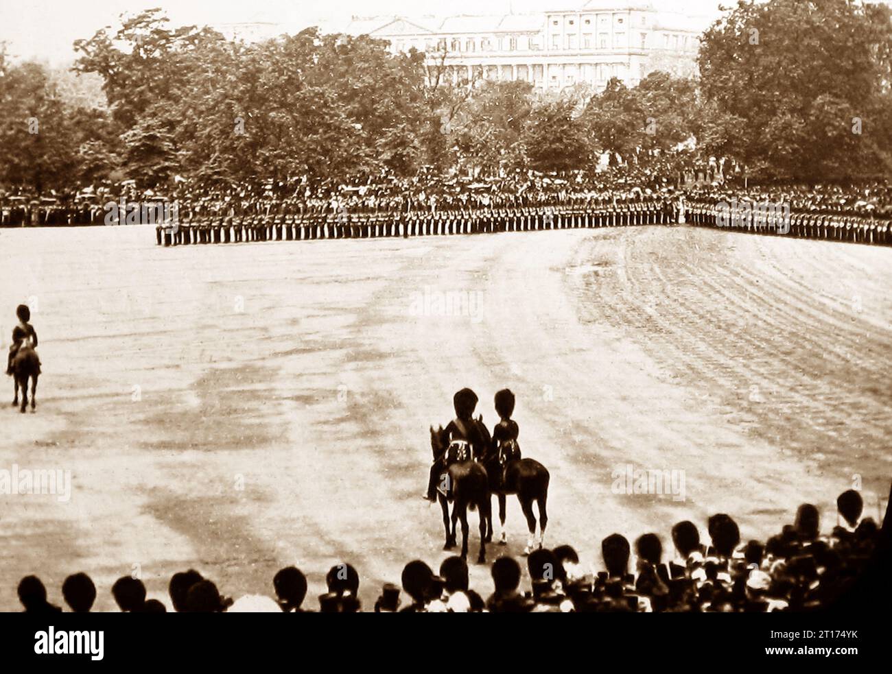 Parata di compleanno della regina Vittoria, parata delle guardie a cavallo, Londra, periodo vittoriano Foto Stock