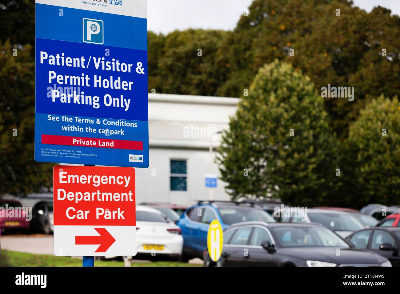 Royal Devon & Exeter Hospital segnale parcheggio di emergenza Foto Stock