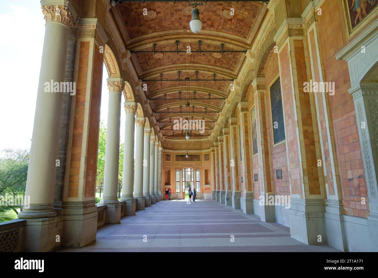 Säulengang, Trinkhalle, Kurpark, Baden-Baden, Baden-Württemberg, Germania Foto Stock