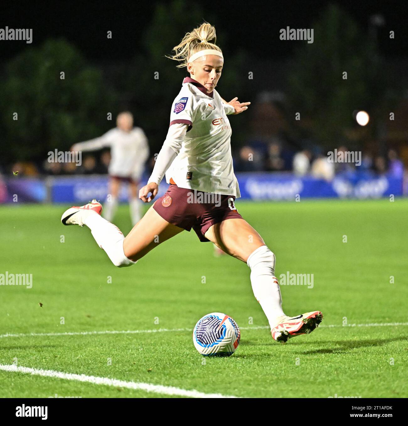 Walton Hall Park, Liverpool, Merseyside, Inghilterra. 11 ottobre 2023. Chloe Kelly #9 di Manchester City Women colpisce la palla, durante Everton Women V Manchester City Women nella fa Women's Continental Tyres League Cup Group B. (immagine di credito: ©Cody Froggatt/Alamy Live News) Foto Stock