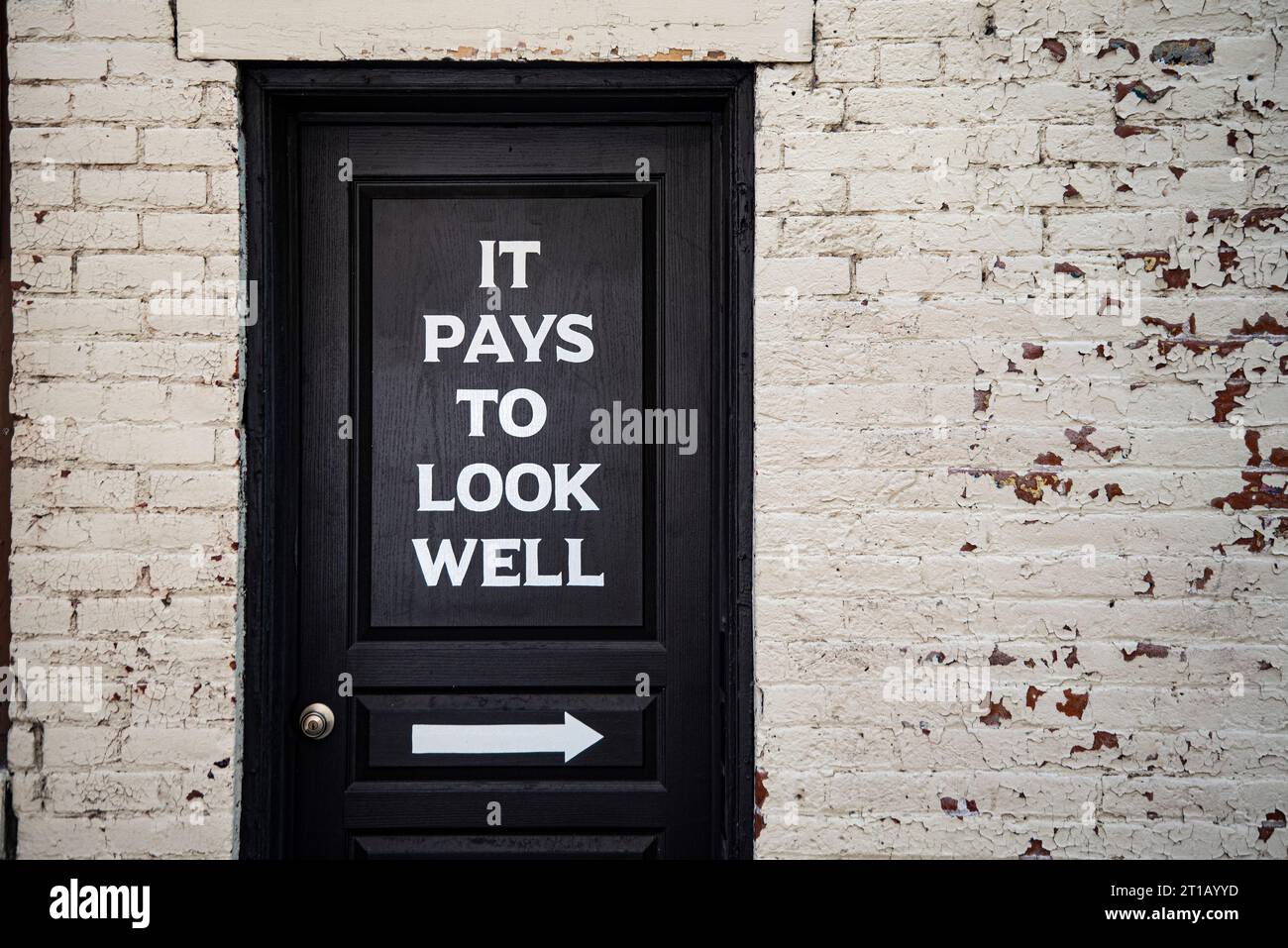 Cartello sulla porta del vecchio Sav-on Cafe nel centro di Boise, Idaho Foto Stock