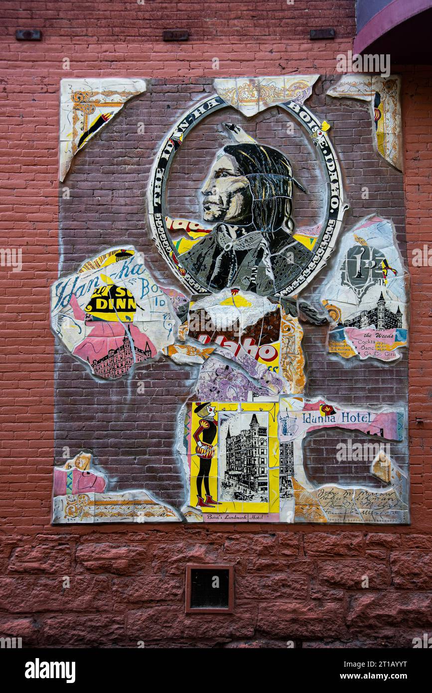 Murale sul muro del vicolo dell'Idanha Hotel, Boise, Idaho Foto Stock