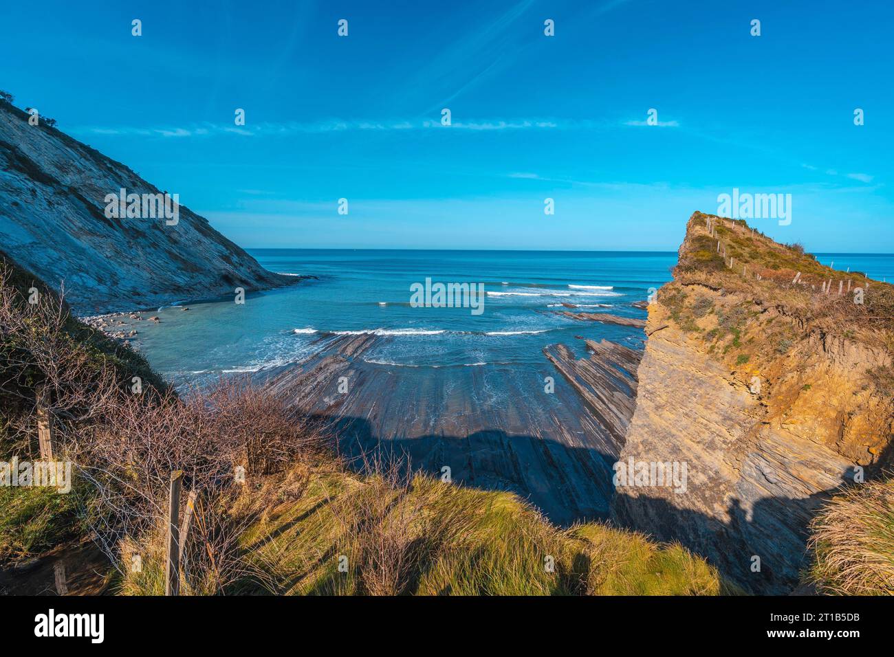 Punta de Sakoneta nel Sakoneta Coast Geopark a Deba. Paesi baschi Foto Stock