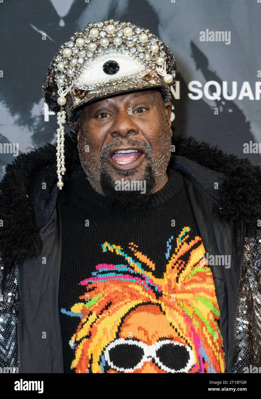 New York, Stati Uniti. 12 ottobre 2023. George Clinton partecipa all'Hudson River Park Friends 25th Anniversary Gala al Pier Sixty of Chelsea Piers di New York (foto di Lev Radin/Pacific Press) credito: Pacific Press Media Production Corp./Alamy Live News Foto Stock