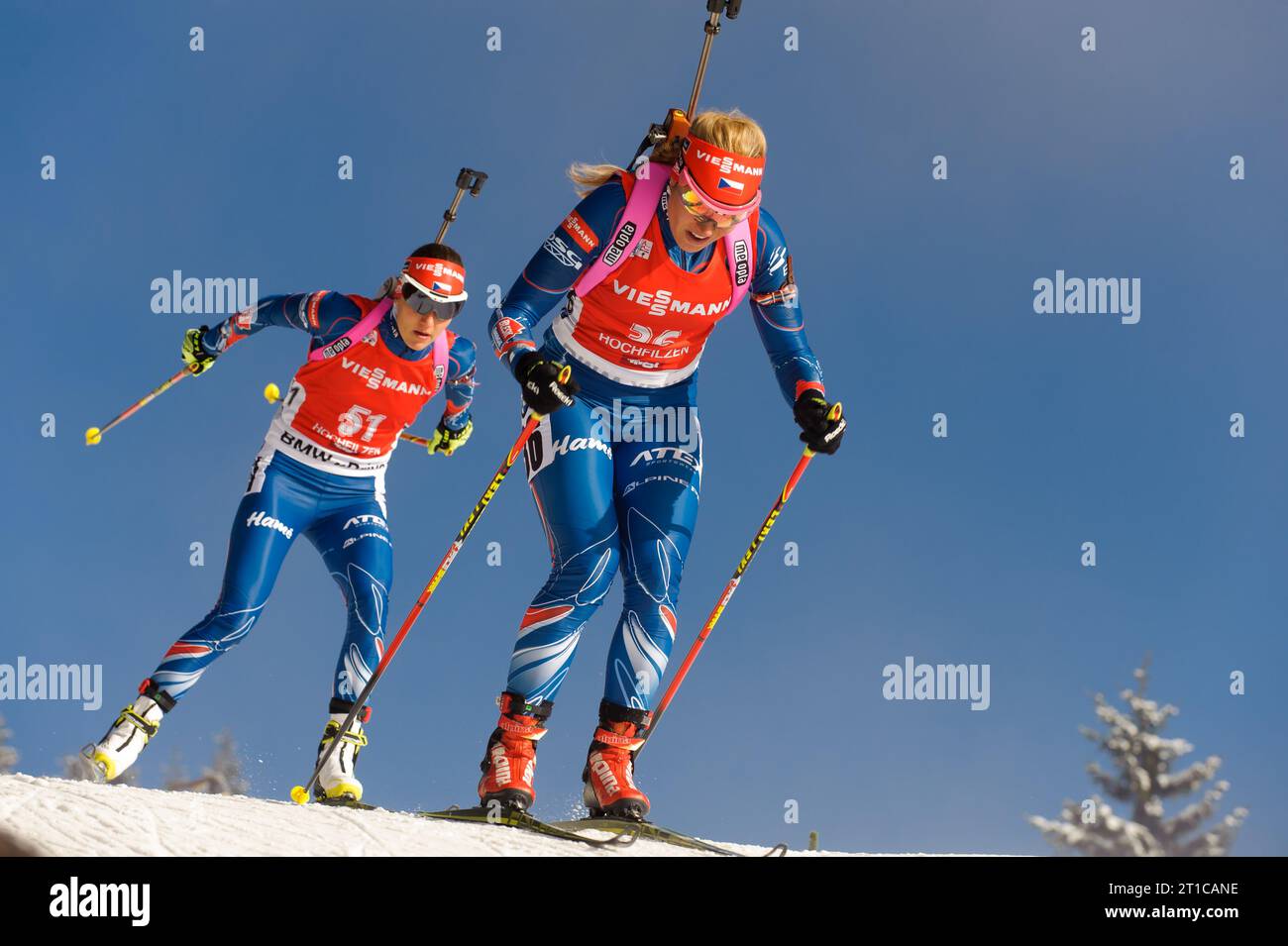 Gabriela Soukalova CZE Aktion Biathlon Welt Cup 7,5 KM Sprint der Frauen a Hochfilzen, Oesterreich AM 12.12.2014 Foto Stock
