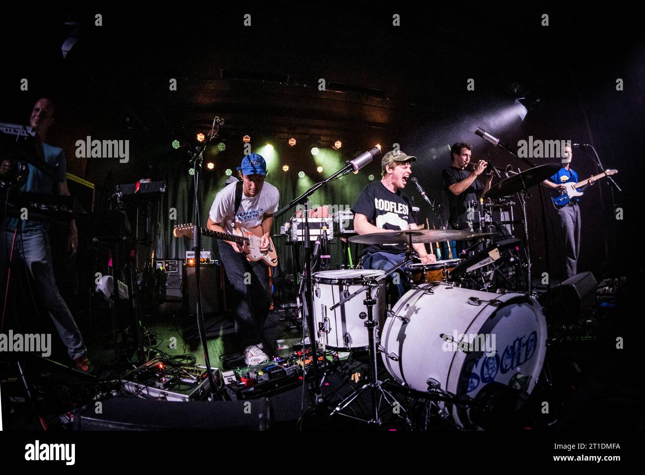 Copenhagen, Danimarca. 12 settembre 2023. La band post-punk inglese Squid esegue un concerto dal vivo al VEGA di Copenaghen. Qui il cantante e batterista Ollie Judge è visto dal vivo sul palco. (Foto: Gonzales Photo - Thomas Rasmussen). Foto Stock