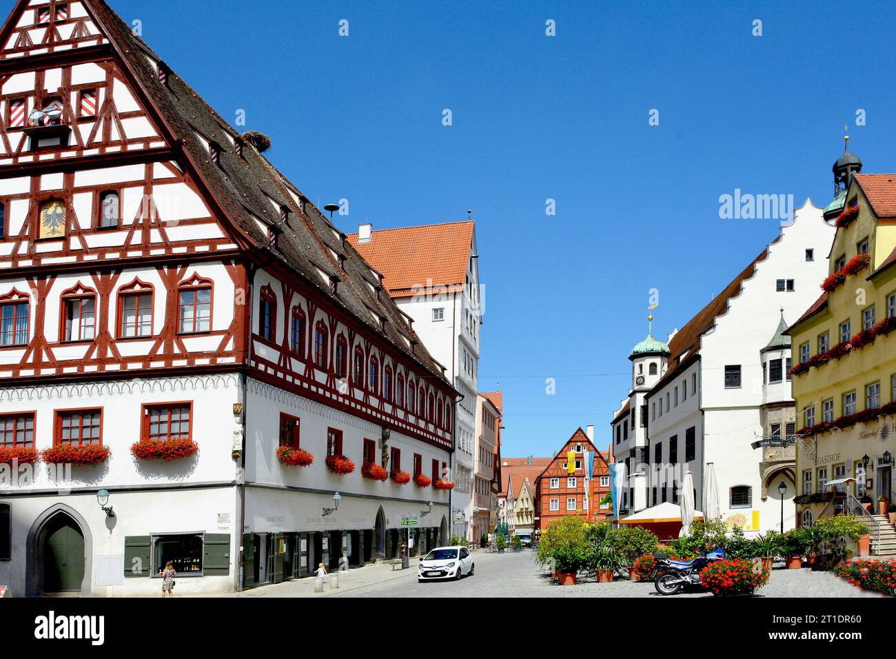 Nördlingen, Piazza del mercato, con Municipio, strada romantica, Baviera, Germania Foto Stock