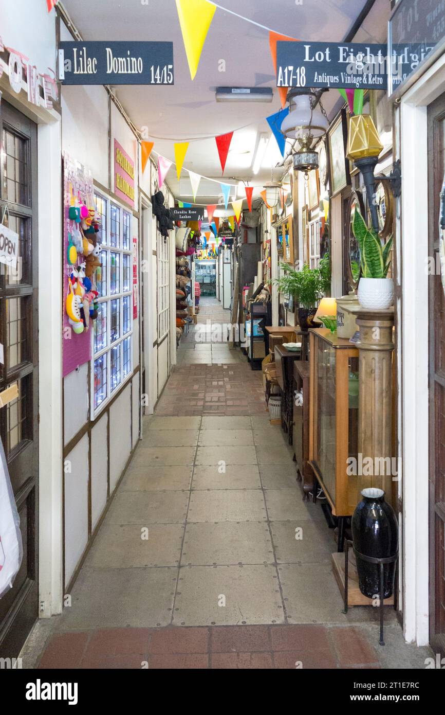Mercato interno di Wood Street, Walthamstow, Londra, Inghilterra Foto Stock