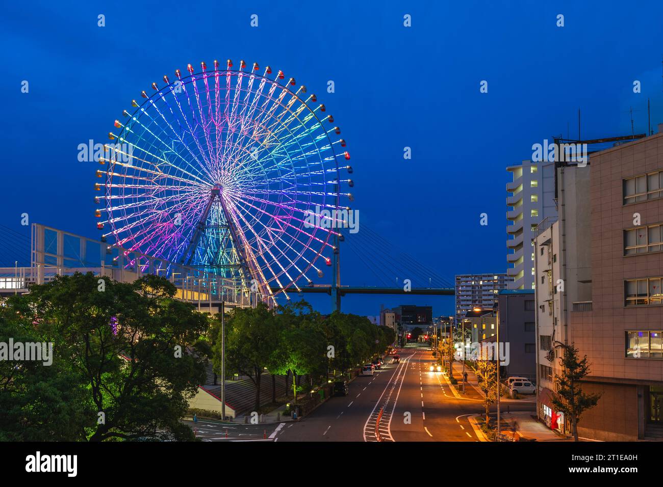 Tempozan Ferris Wheel si trova a Osaka, in Giappone, nel villaggio del porto di Tempozan Foto Stock